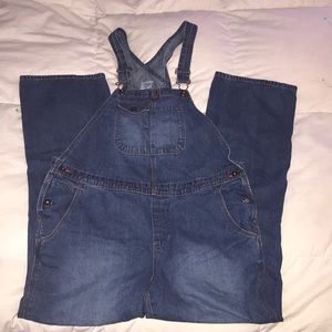 Cute and comfy Maternity overalls